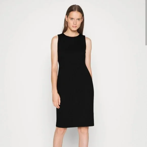 NEW Classic little black dress - Picture 2 of 7